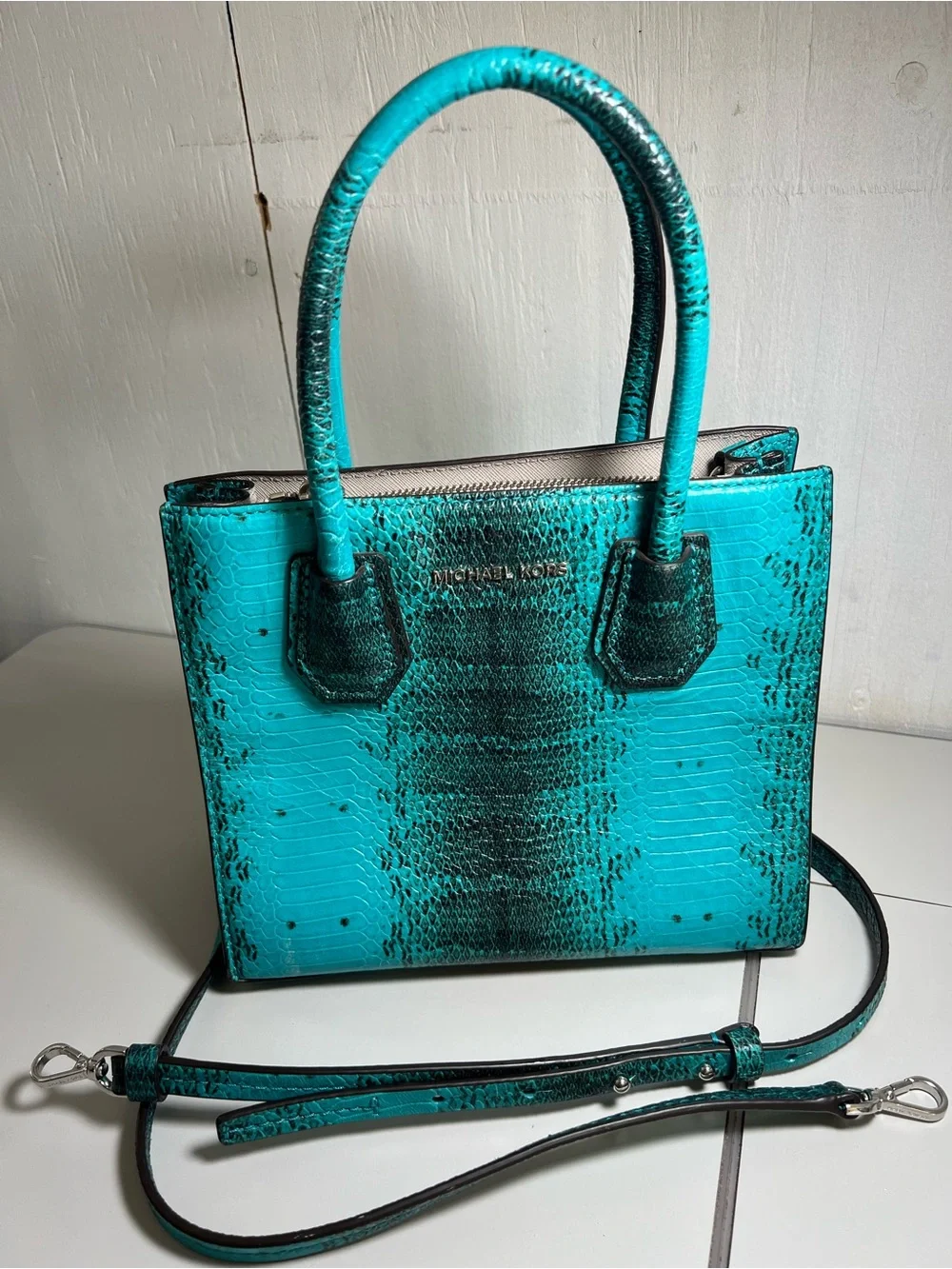 Michael Kors Teal Turquoise Snake-Embossed small handbag purse with strap MK bag - Picture 1 of 8
